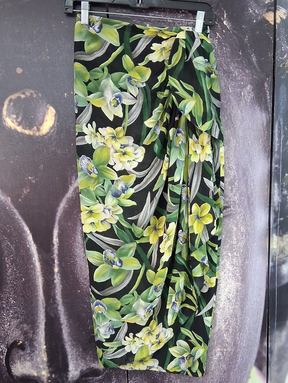 Dana Buchman Black Floral Maxi Skirt with Green & Yellow Orchids. Size 2